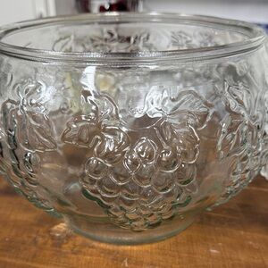 Clear Glass Punch Bowl with Grape Design and 4 cups